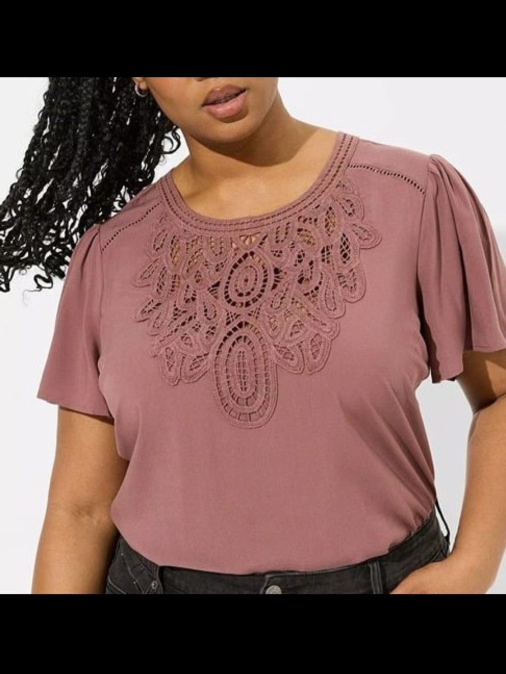 Torrid NWOT Challis Embroidered Flutter Sleeve Top Size 2 (18/20)